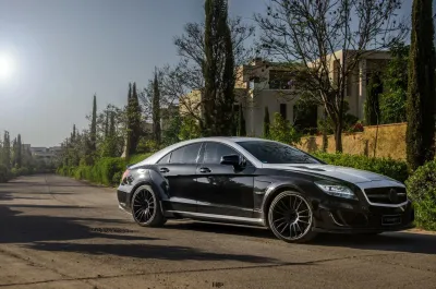 Mercedes-Benz - CLS
